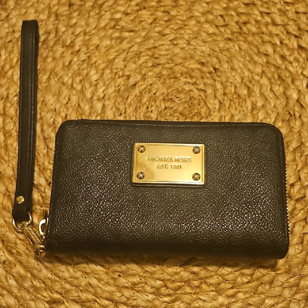 Michael Kors Black and Gold Wristlet